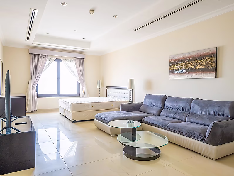 QATAR COOL INCLUDED | FURNISHED STUDIO IN THE PEARL - Photo 1