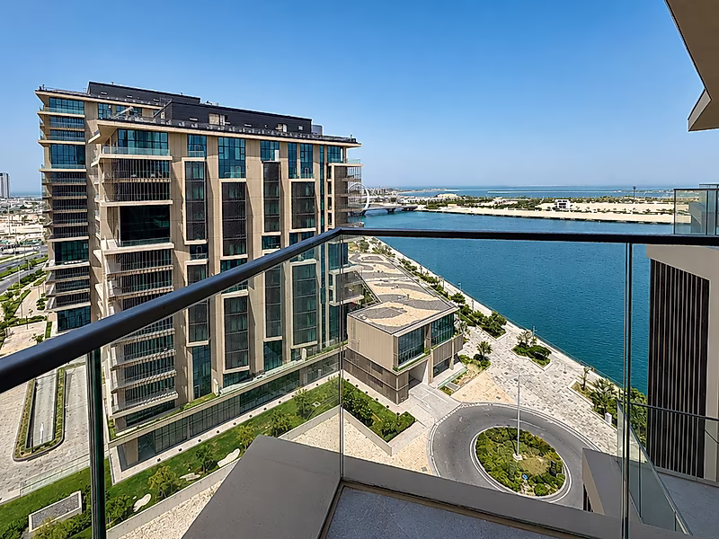 Unique 2-Bedroom Penthouse with Stunning Double-Height Ceilings - Photo 7