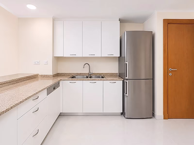 Elegant  Marina view 2BR Townhouse | Modern Living - Photo 4