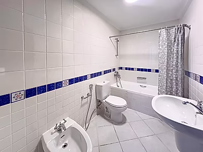 Fully Furnished 1-Bedroom | Sea & Marina Views | West Bay