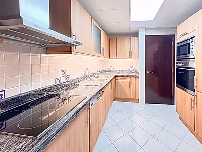 Fully Furnished 1-Bedroom | Sea & Marina Views | West Bay