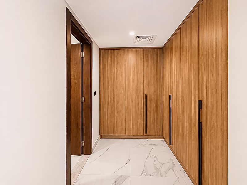 Brand-New 2-Bedroom Semi-Furnished Apartment + Maid’s Room in Lusail Marina With Payment Plan - Photo 7