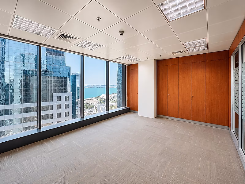LARGE FITTED OFFICE IN PRIME WEST BAY LOCATION - Photo 4