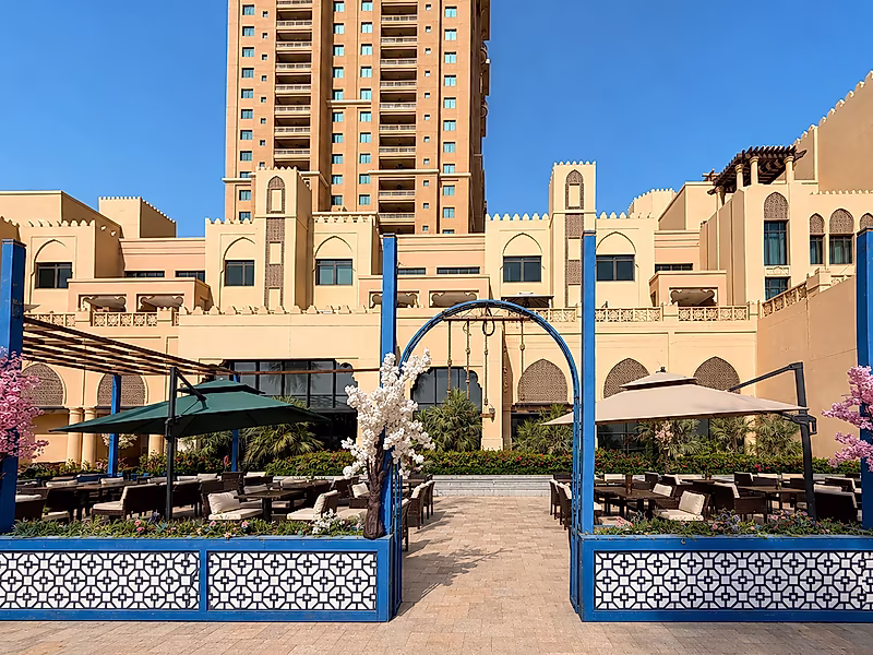 Luxury Seaview Restaurant for Sale | The Pearl - Photo 9