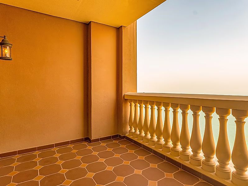 SEA VIEW 2 BEDROOMS SEMI FURNISHED IN PORTO - Photo 13