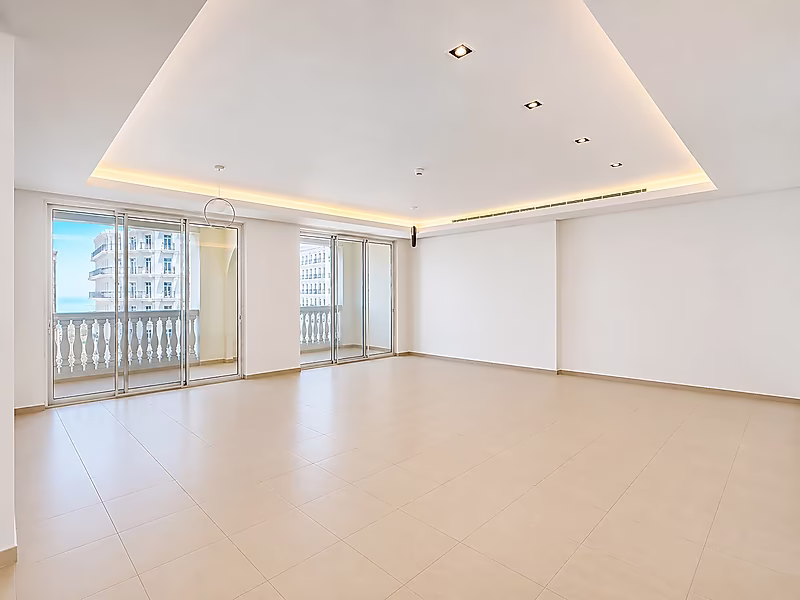 MASSIVE | 3 BEDROOM + MAID | PREMIUM TOWER | PRIVATE BEACH ACCESS | THE PEARL - Photo 1