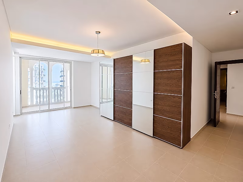 MASSIVE | 3 BEDROOM + MAID | PREMIUM TOWER | PRIVATE BEACH ACCESS | THE PEARL - Photo 8