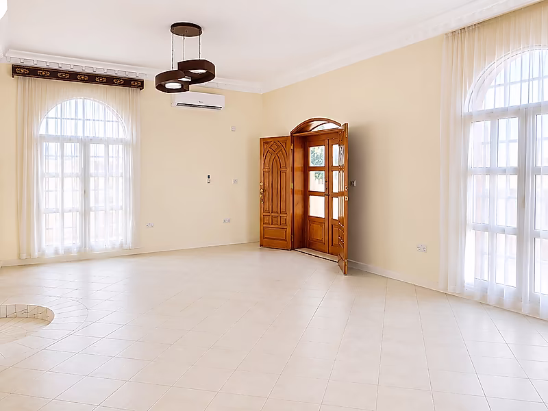 Exclusive Investment Opportunity | Standalone Villa on 1,225 SQM Plot in Prestigious Legtaifiya - Photo 4