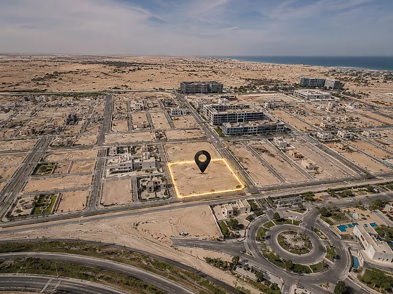 أرض فيلا مميزة قرب مدخل ومخرج حزوم لوسيل | تملك أجنبي - Photo 5