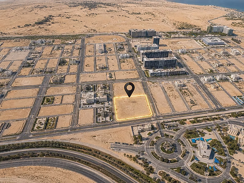 أرض فيلا مميزة قرب مدخل ومخرج حزوم لوسيل | تملك أجنبي - Photo 10