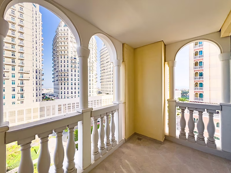 BILLS IN! HUGE 2 BEDS SF IN VIVA BAHRIYA - Photo 3