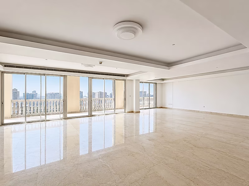 LUXURY PENTHOUSE WITH HUGE TERRACE & CITY VIEW - Photo 2