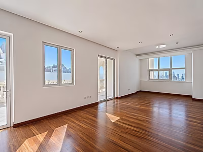 LUXURY PENTHOUSE WITH HUGE TERRACE & CITY VIEW