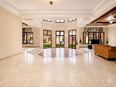 EXCEPTIONAL DESIGN 5BR+MAID SOPHISTICATED VILLA