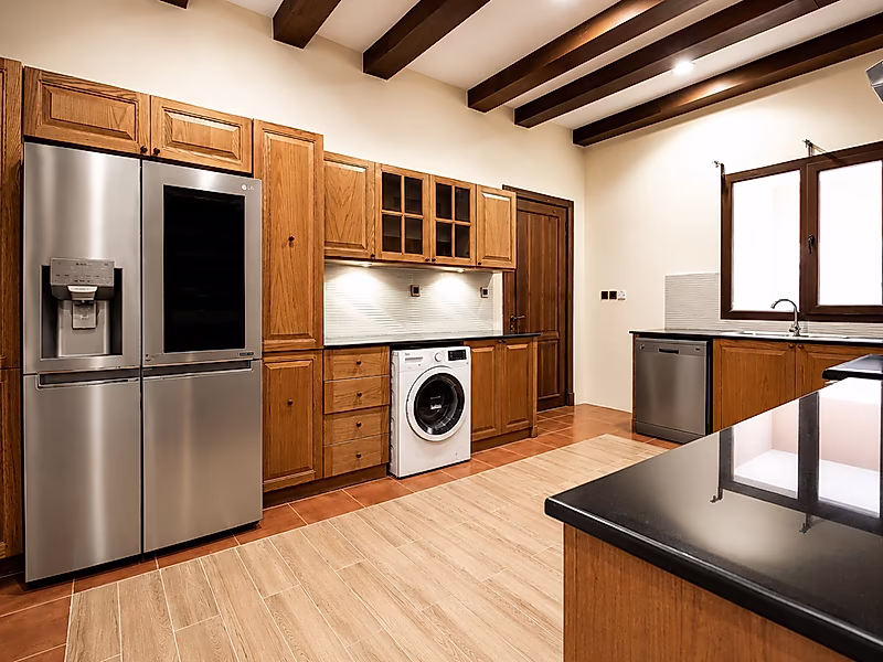 EXCEPTIONAL DESIGN 5BR+MAID SOPHISTICATED VILLA - Photo 4