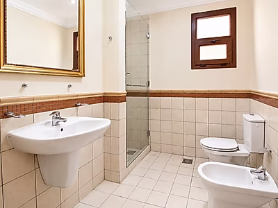 EXCEPTIONAL DESIGN 5BR+MAID SOPHISTICATED VILLA