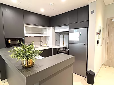 BILLS IN! COZY 2BR APARTMENT FOR RENT | MARINA