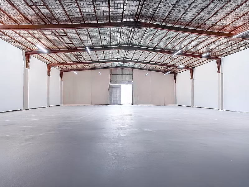 General Storage Warehouse for Rent in Industrial Area - Photo 5