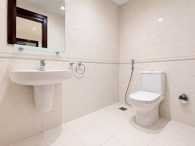 Modern 1-Bedroom Apartment for Sale | Fully Furnished | Title Deed Available | Fox Hills, Lusail - Photo 2