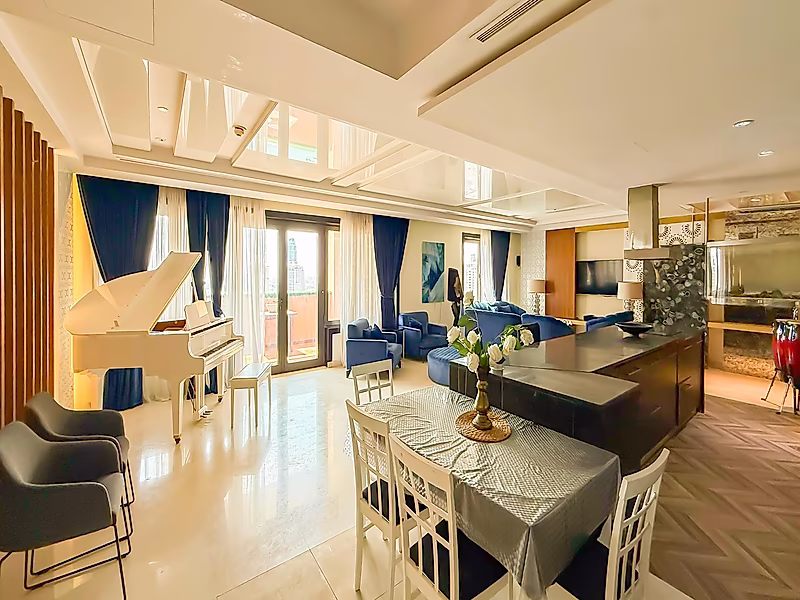 Elegant 3-Bedroom Apartment with Maid’s Room & Stunning Marina View | Porto - Photo 1
