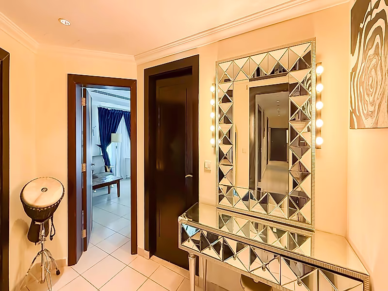 Elegant 3-Bedroom Apartment with Maid’s Room & Stunning Marina View | Porto - Photo 6