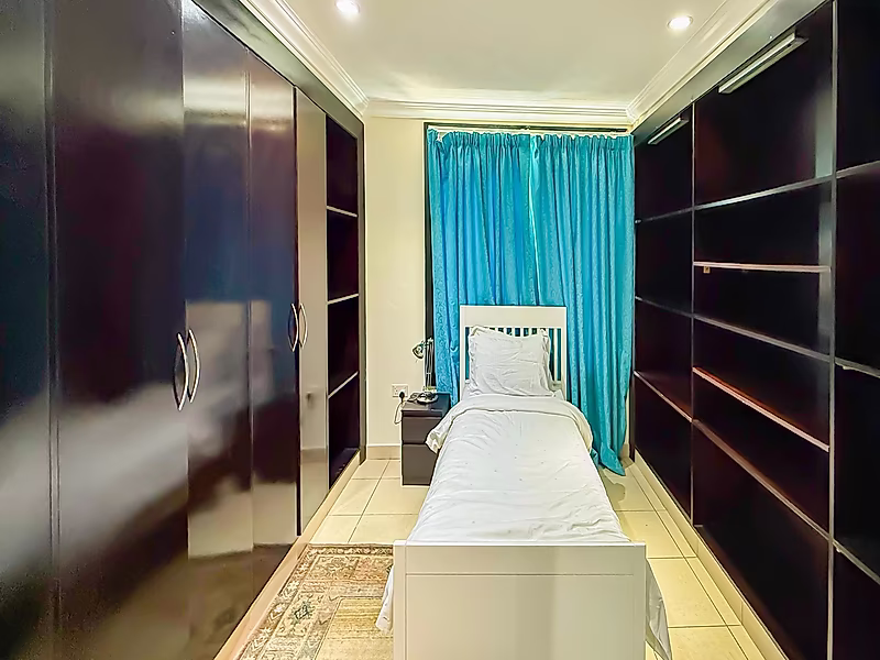 Elegant 3-Bedroom Apartment with Maid’s Room & Stunning Marina View | Porto - Photo 8