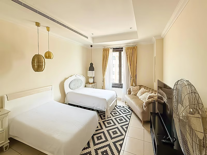 Elegant 3-Bedroom Apartment with Maid’s Room & Stunning Marina View | Porto - Photo 12
