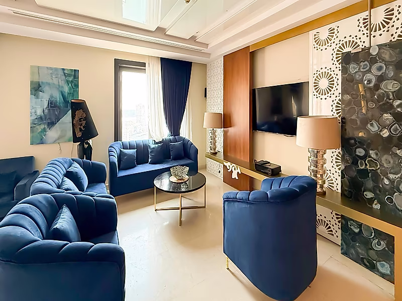 Elegant 3-Bedroom Apartment with Maid’s Room & Stunning Marina View | Porto - Photo 19