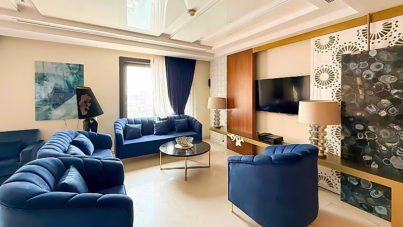 Elegant 3-Bedroom Apartment with Maid’s Room & Stunning Marina View | Porto - Photo 20