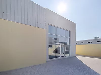 Warehouse for Rent, 1000 sqm – Ideal Location in Birkat Al Awamer