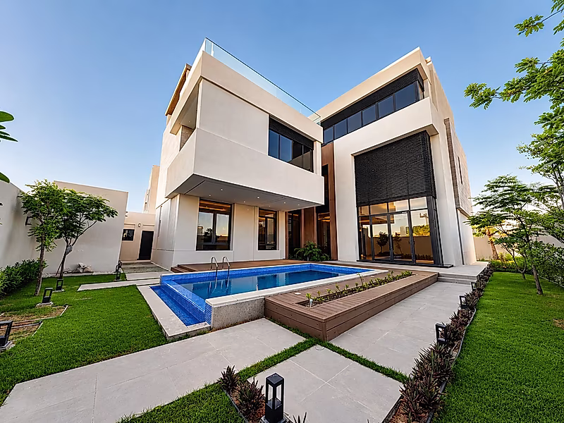 Rare Corner Villa | Private Pool | Elevator | Brand-New - Photo 1