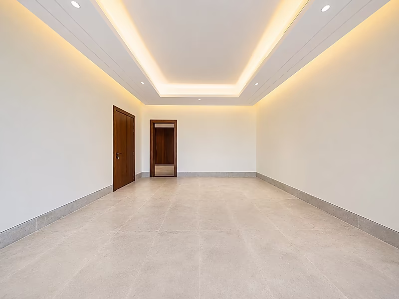 Rare Corner Villa | Private Pool | Elevator | Brand-New - Photo 34