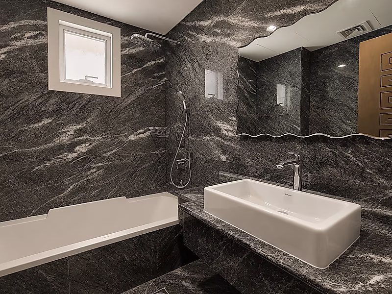 GORGEOUS 4 BEDROOM+MAID | WELL MAINTAINED | READY TO MOVE - Photo 16