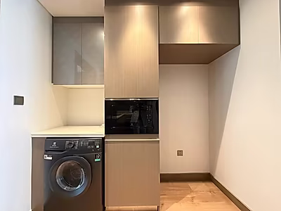 Amazing 4+Maid Penthouse | Fully Furnished | Bills Included | Sea View | Private Terrace