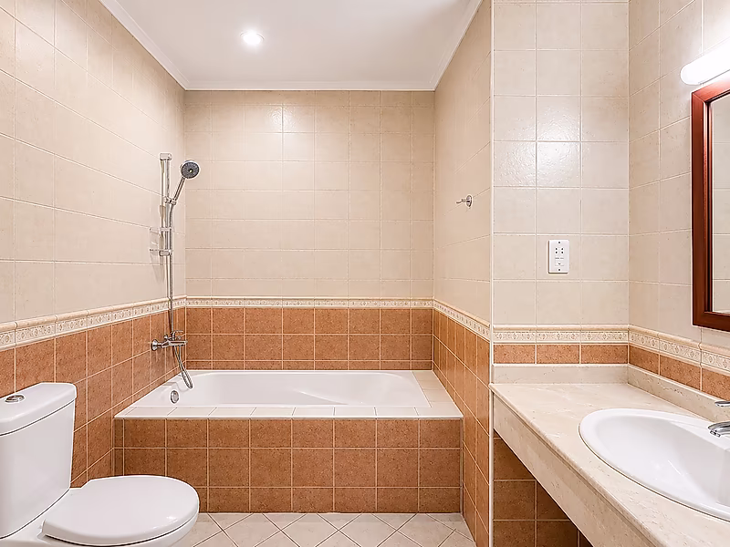 Renovated Two Bedrooms | Marina View | Porto Arabia, Prime Tower - Photo 5