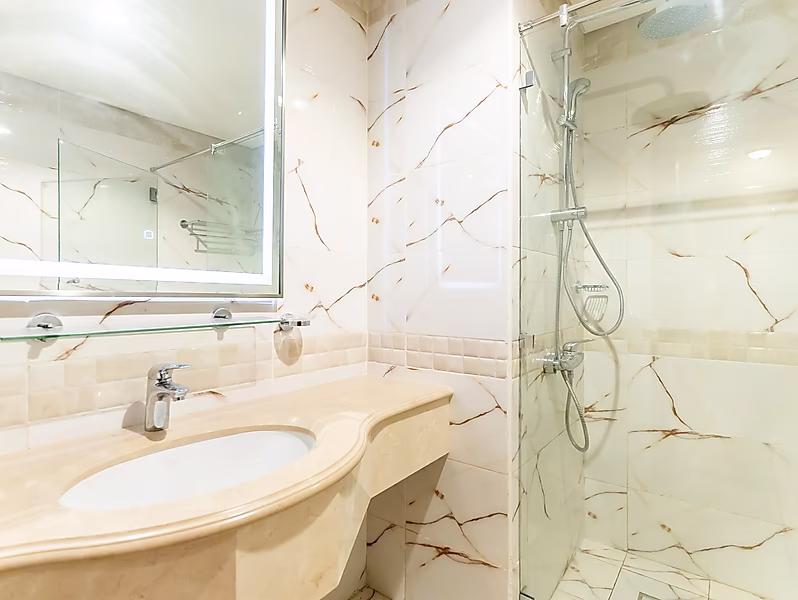 AMAZING DEAL | FURNISHED BRAND NEW 1 BED | GYM & POOL - Photo 5