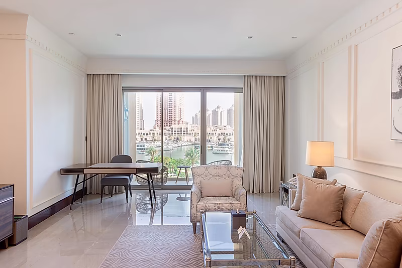 ELEVATED LUXURY | 1 BED IN THE HEART OF THE PEARL - 13 MONTHS - Photo 3