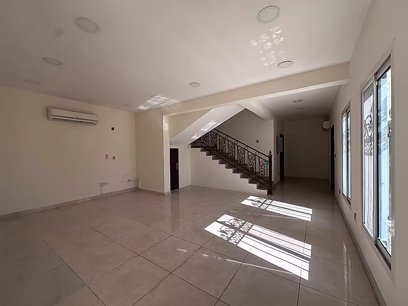 Commercial Villa for Rent | Al Thumama - Photo 5