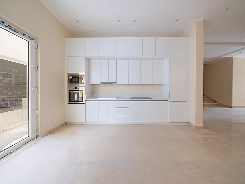 Spacious Standalone Family Villa for Sale | 8 Bedrooms | Prime Al Thumama Location - Photo 8