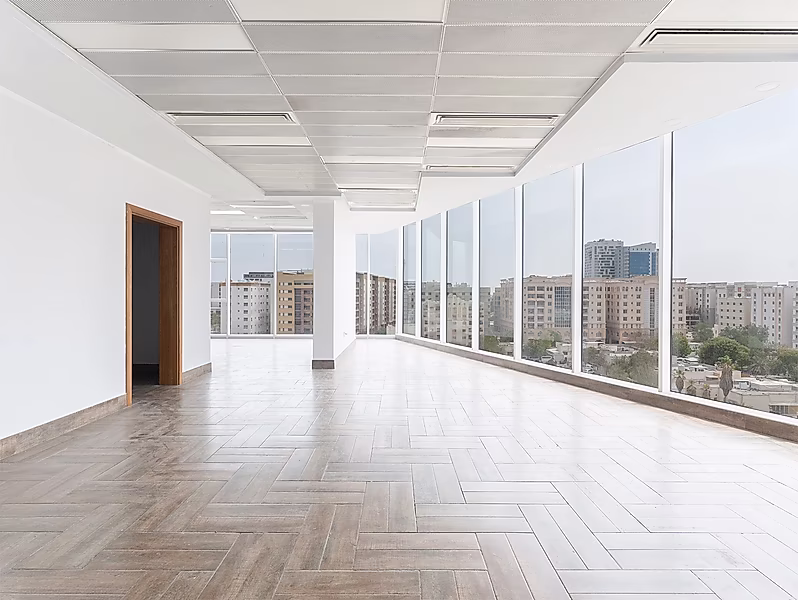 HOT DEAL | ONE MONTH FREE | SPACIOUS OFFICE - Photo 1