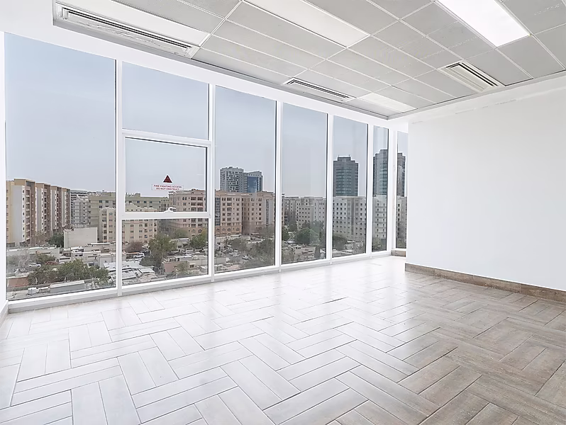 HOT DEAL | ONE MONTH FREE | SPACIOUS OFFICE - Photo 4