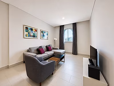 SPACIOUS 1BR OFFICE WITH BEACH ACCESS