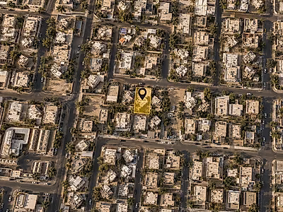 أرض سكنية مميزة بمساحة 884 م² للبيع في حزم المرخية