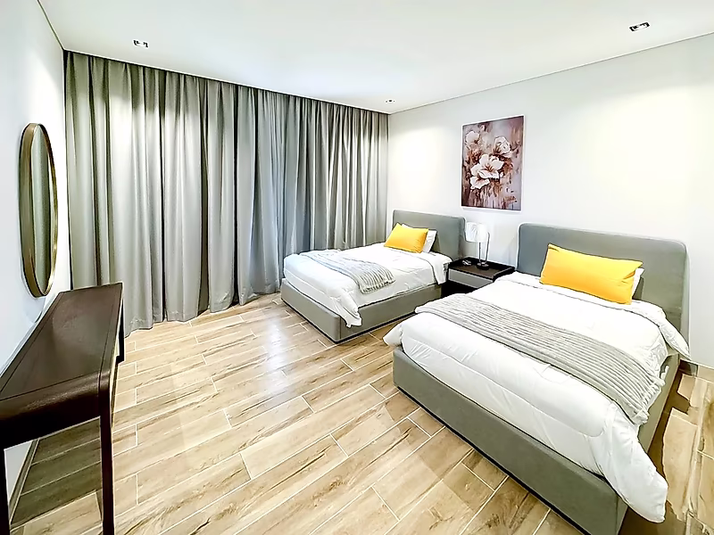 MODERN 5 BEDROOMS STANDALONE VILLA - Photo 2