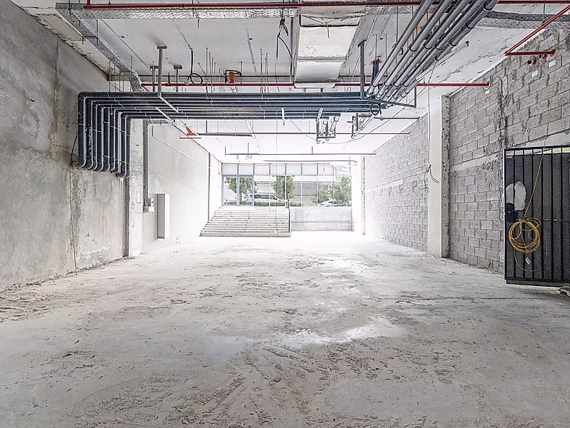 HOT SPACIOUS RETAIL SHOP | SEA VIEWS - Photo 9