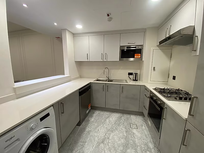Chic 2BR Oasis | Stylish Living Awaits - Photo 3