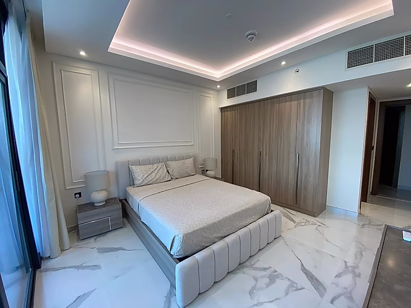 Chic 2BR Oasis | Stylish Living Awaits - Photo 4
