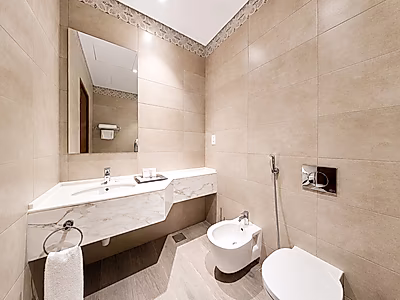 ALL-IN SERVICED 2-BEDROOM APARTMENT