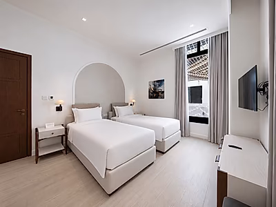 FULLY SERVICED 3BR LUXURY RESIDENCE FOR RENT