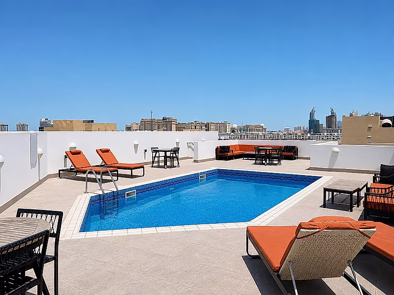 Luxury Fully Furnished 1-Bedroom Apartment in Fox Hills - Photo 10
